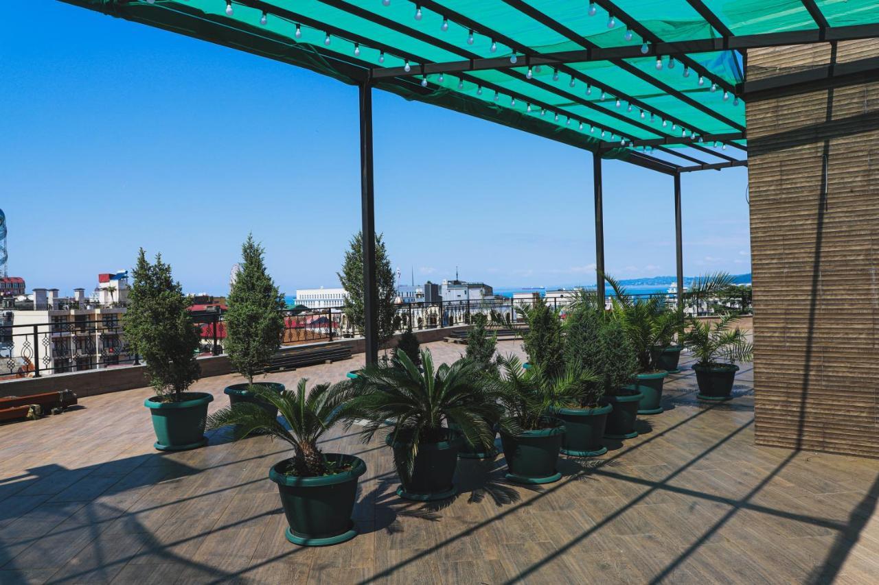 Old Garden Hotel Batumi Eksteriør billede